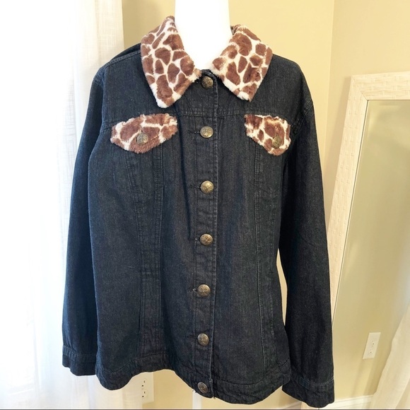 Live a Little Denim Jacket Faux Fur Trim  2X - Picture 1 of 8